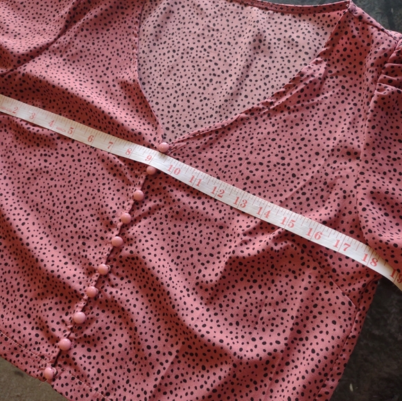 Women's Pink Polkadot Cropped V-neck Blouse Shirt Size M - Picture 6 of 7